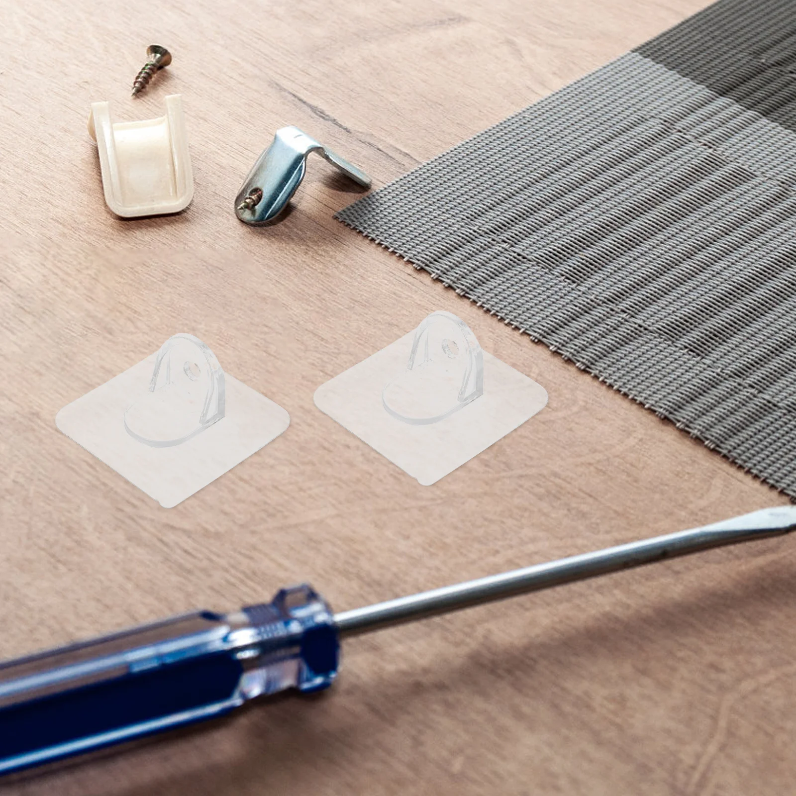 4 pièces d'accessoires pour parc d'activités pour bébés, clips de fixation antidérapants avec base à forte aspiration pour la stabilité du parc d'activités pour tout-petits