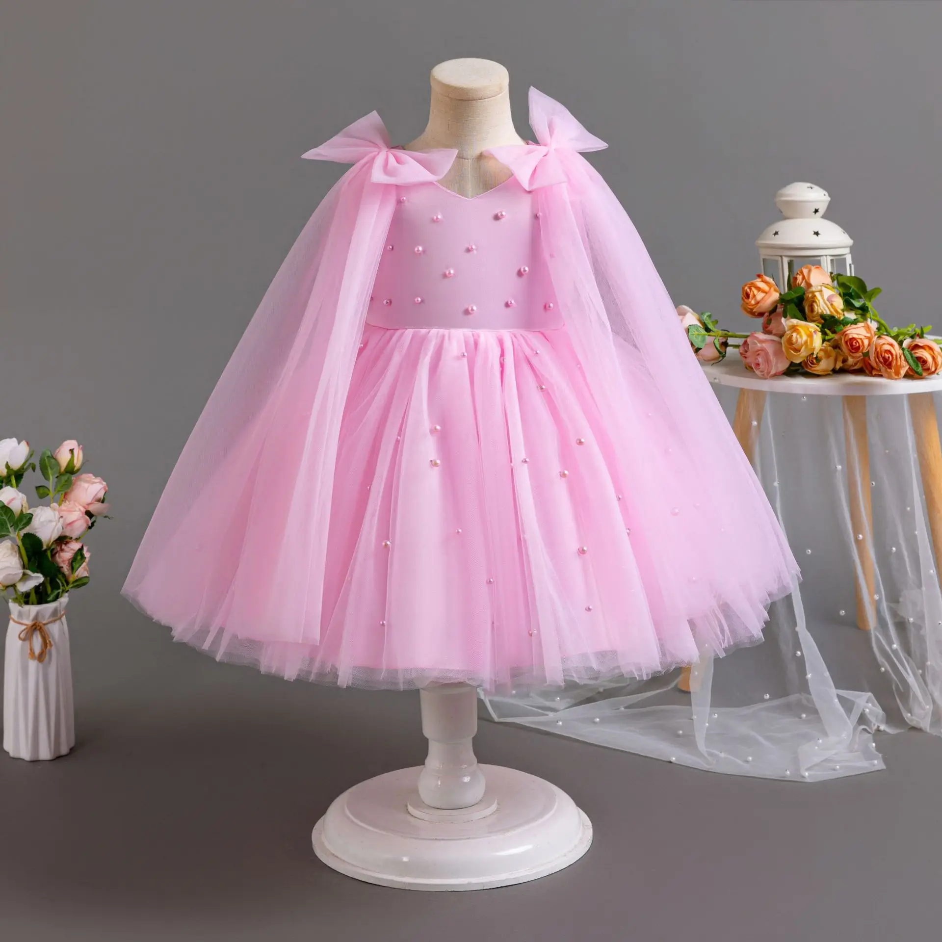 

Bow Children Evening Dresses for Girls One year old Kids Birthday Party Luxury Fluffy Ball Gown Wedding Prom Formal Flower Dress