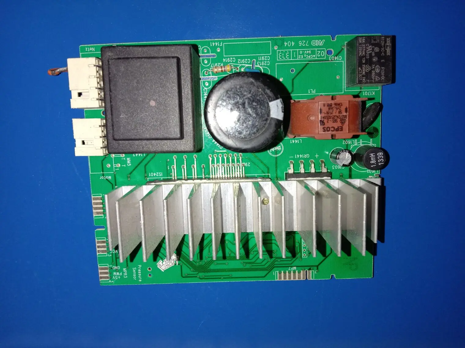 

WD15H568TIWD15H5600WIQ700