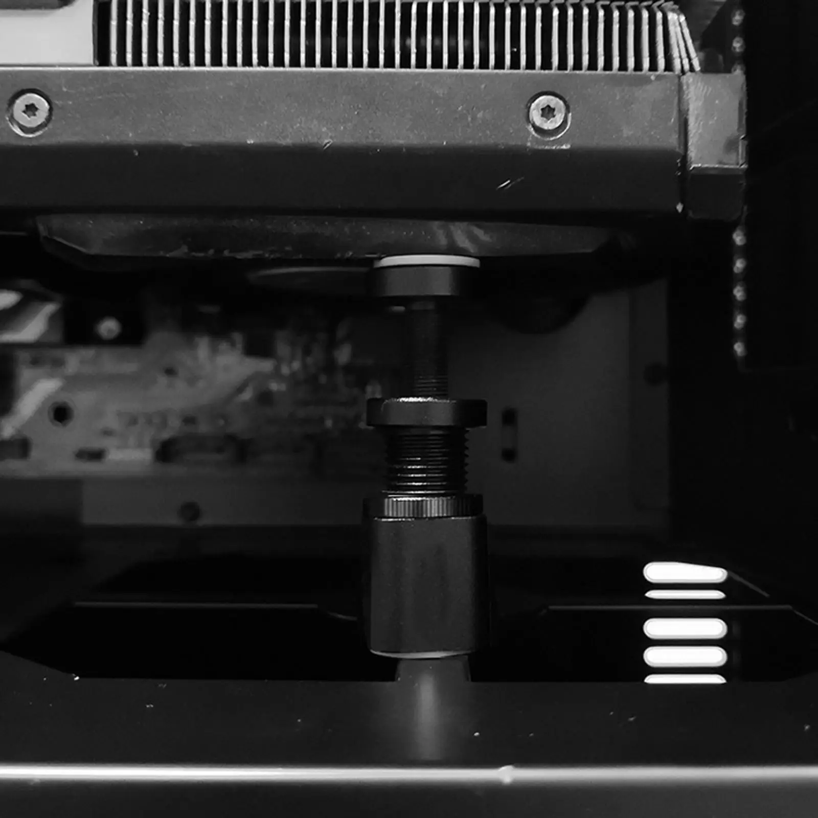 Magnet Aluminum Alloy Graphics Card Holder GPU Brace Support Stand Adjustable Video Card Sag Bracket for Desktop Flex ITX