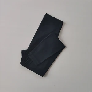 طماق عالية الخصر مع جيب للنساء ، سروال يوغا ، ضيق ، رفع الورك ، تجفيف سريع ، جري ولياقة بدنية أفضل 6 امرأة عارية مبيعا - رقم 6