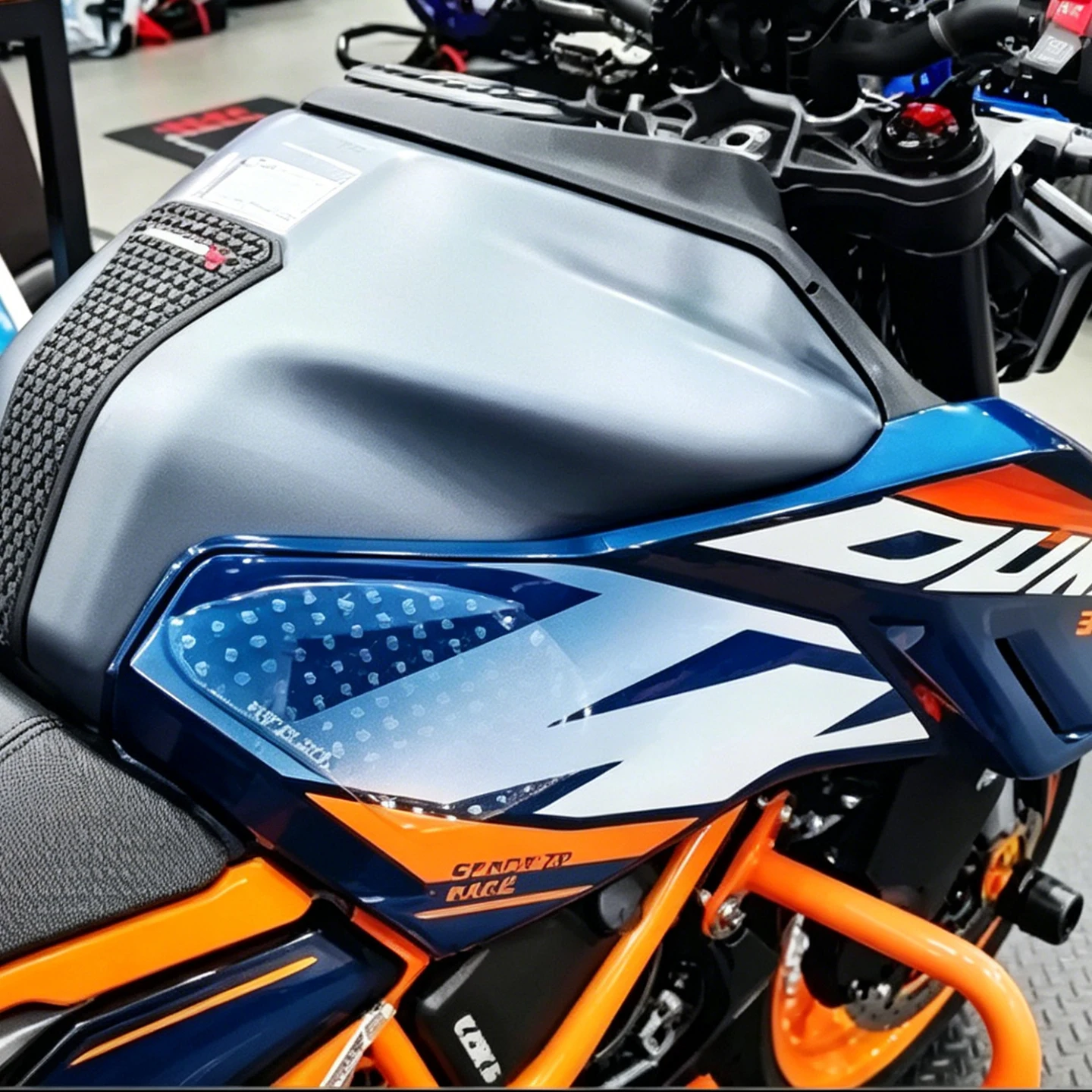 For SUZUKI GSXR600 GSXR750 GSX600R GSX750R K6 K7 K11 2006 2007 2008Motorcycle stickers Traction Pad Side Decal Tank pad Knee pad - view 5