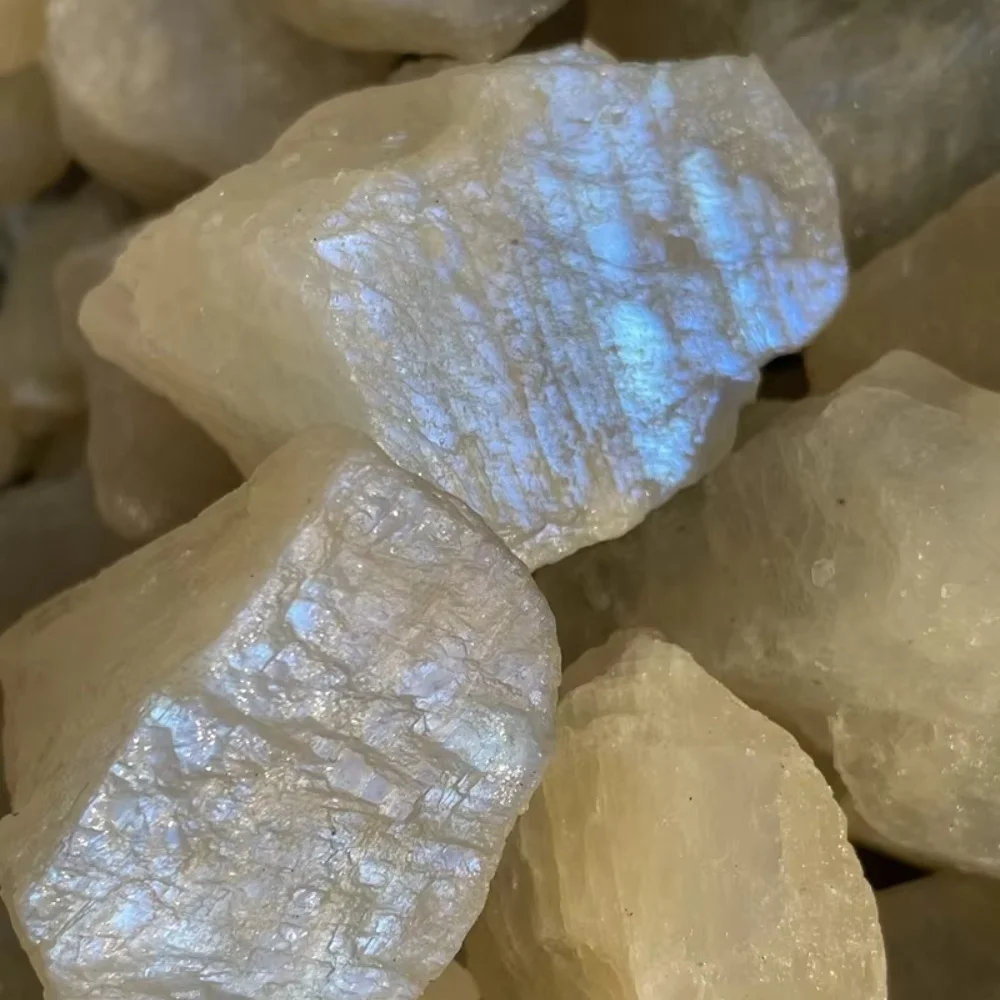 Natural White Moonstone Raw Stone Crystal Healing Blue Moonstone Rough Mineral Specimen Stone Landscaping Quartz Decoration