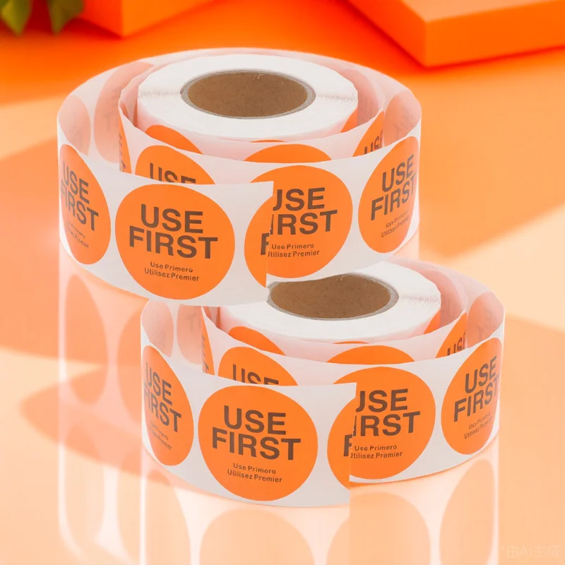 

2pcs 2 Rolls Use First Stickers Food Service Labels Adhesive Inventory Control Tags For Kitchen Restaurant Storage Stickers