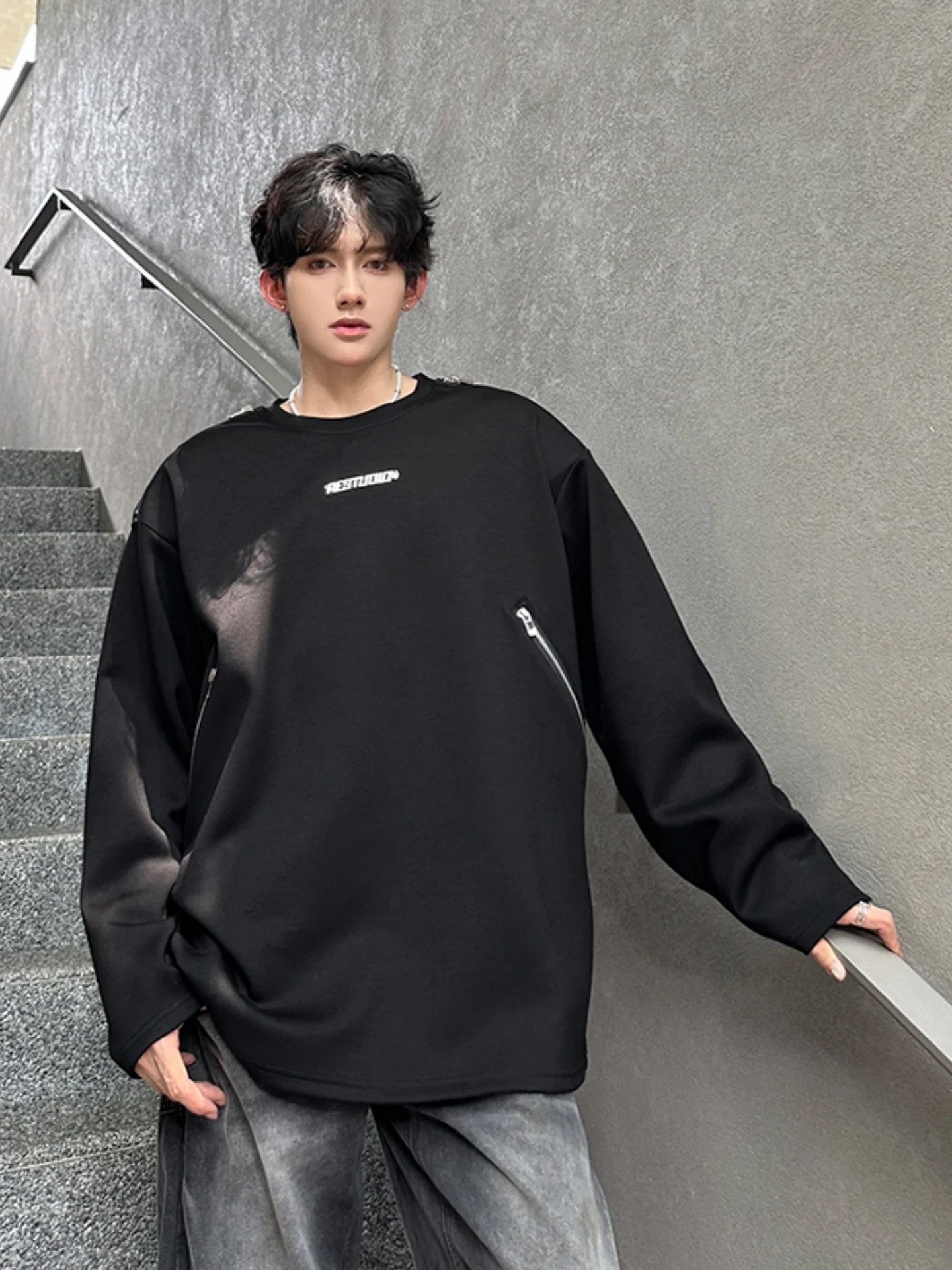 

Zipper Design Long Sve T-irt Men's American High Street Cool round Ne Base irt Autumn Teen Casual Top Faionable Ur...