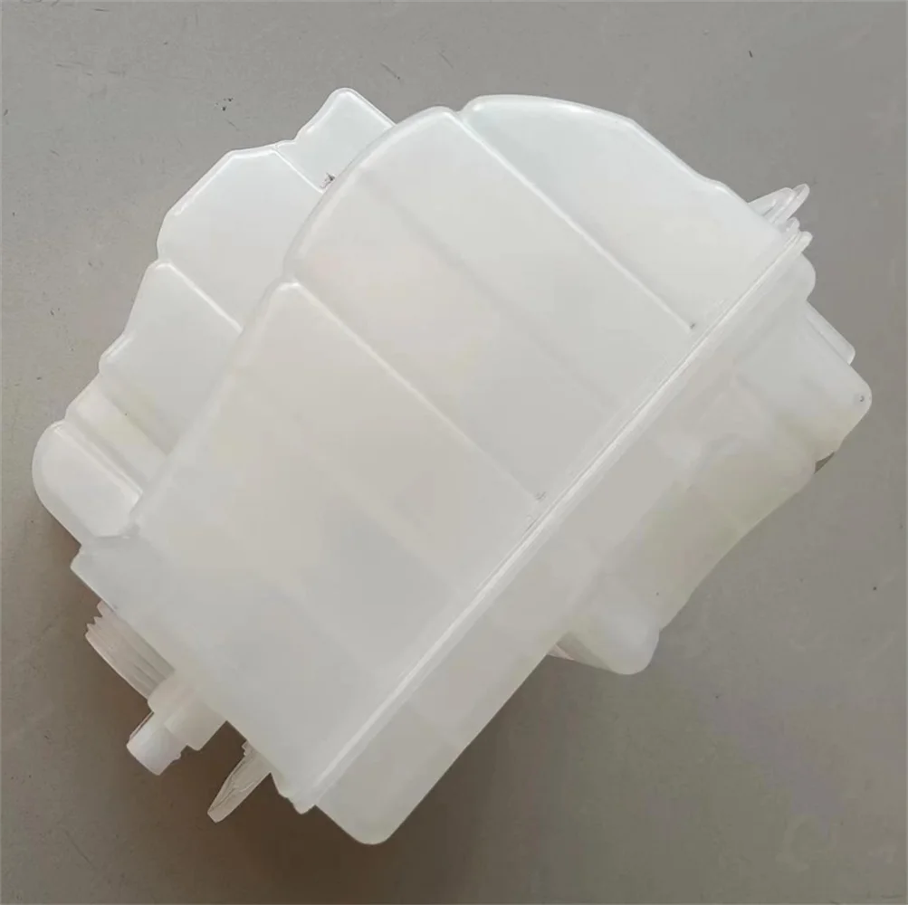 Suitable for Tesla model 3 model Y coolant expansion tank 1546475-00-E 154647500E