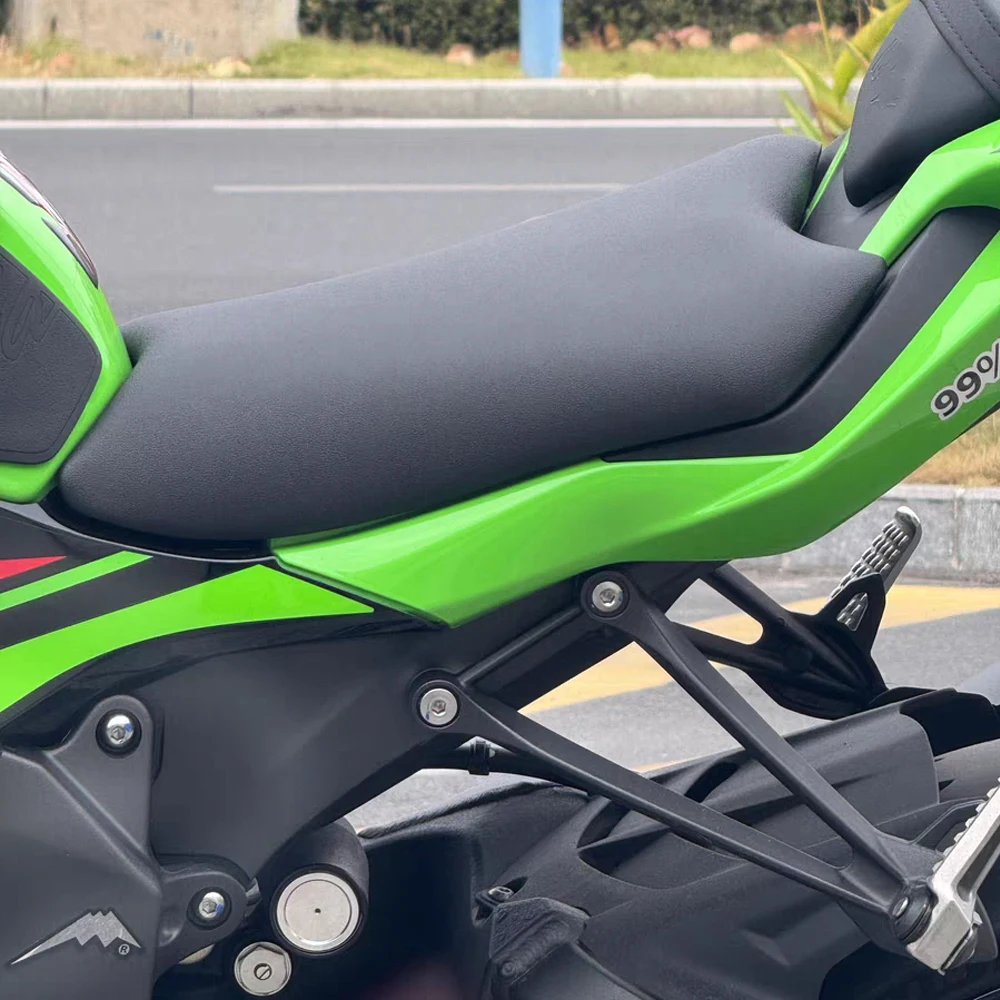 ZX6R Front Rider Seat Cushion Driver Pillion Saddles For Kawasaki ZX636 ZX-6R 636 2019 20 21 2022 2023 2024 2025 ZX 6R Part Moto