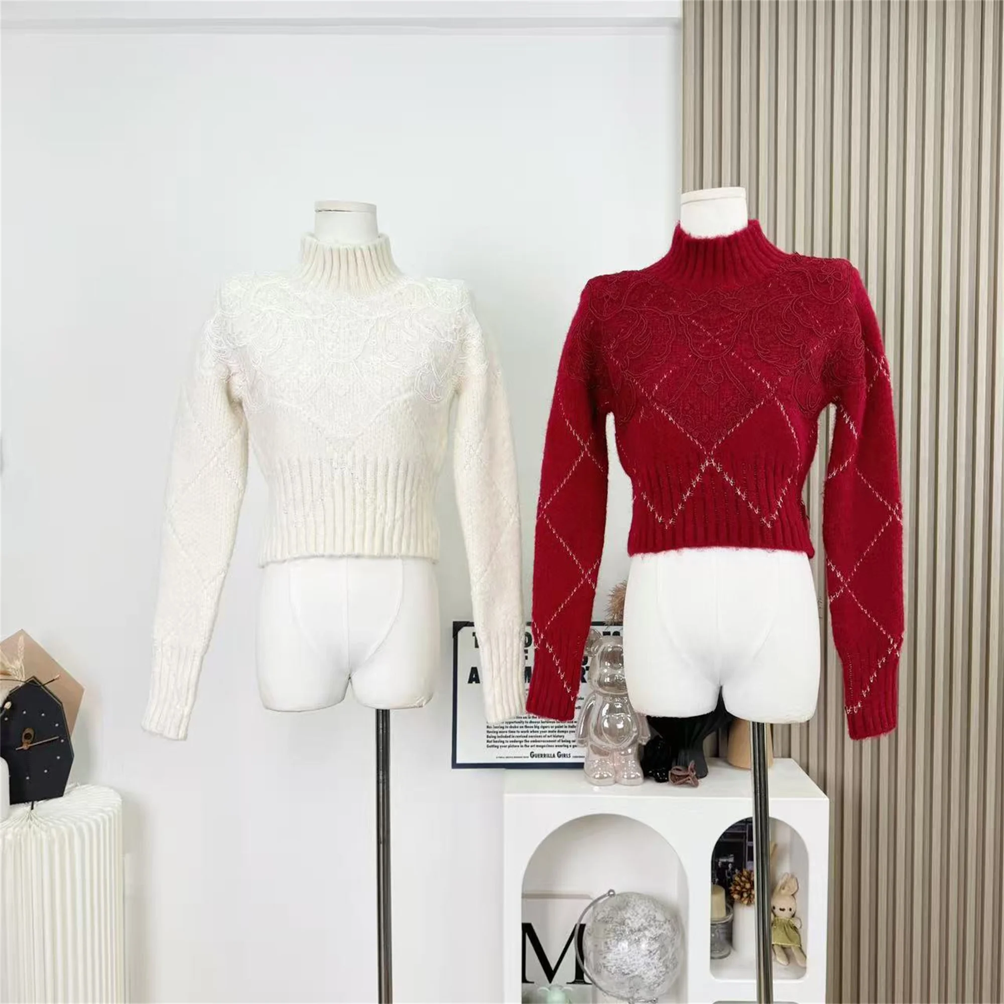 

Soft Wool Blend Knitted Jacquard Sweater Women's Autumn Winter Stnad Collar Lace Patchwork Short Pullovers Top F579