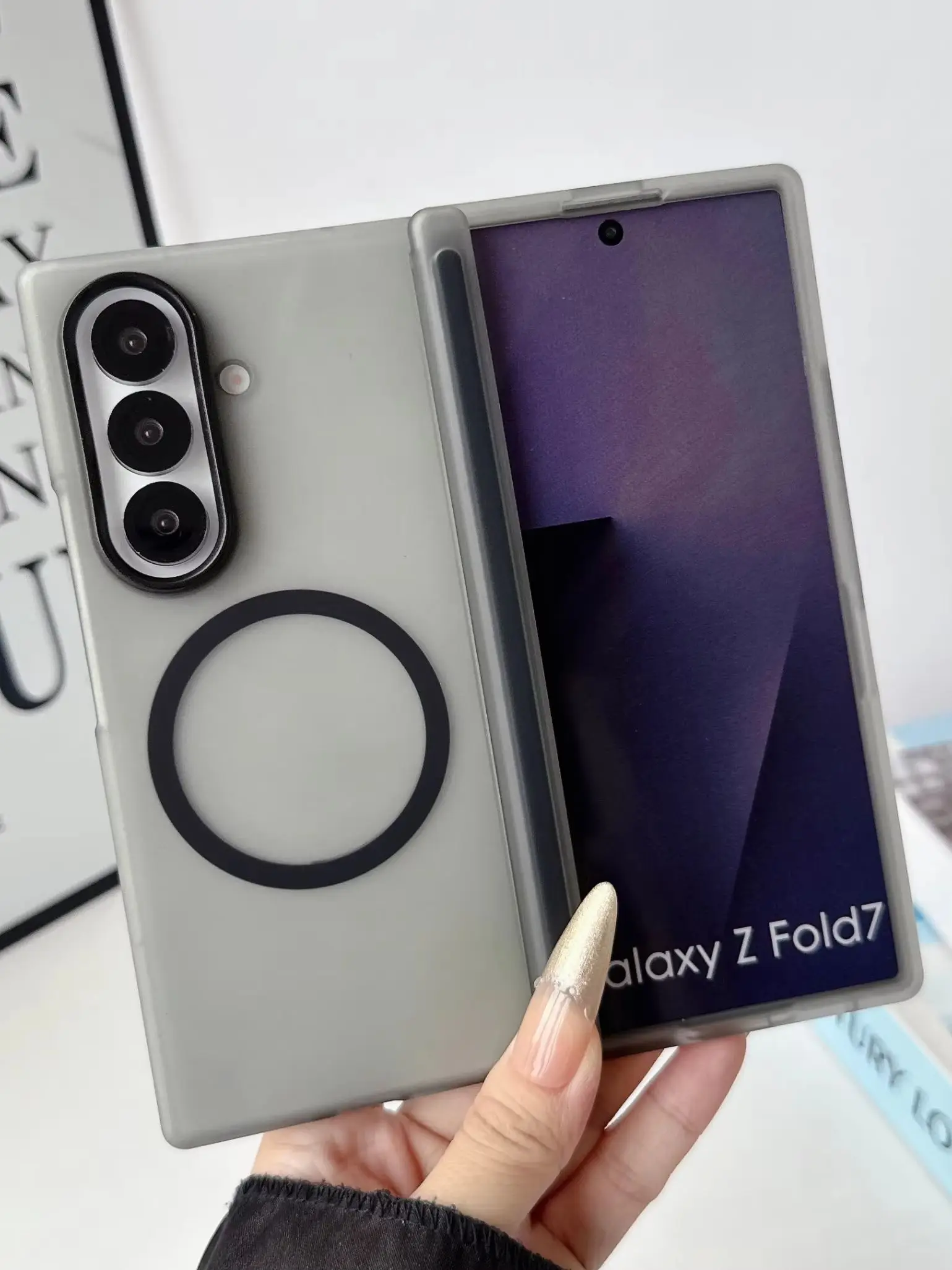Magnetyczne etui na telefon Samsung Galaxy Z Fold8 Ultra Fold 8 7 6 5, bumper z obsługą Magsafe, matowa ramka przednia, ochrona zawiasu — zdjęcie produktu 7