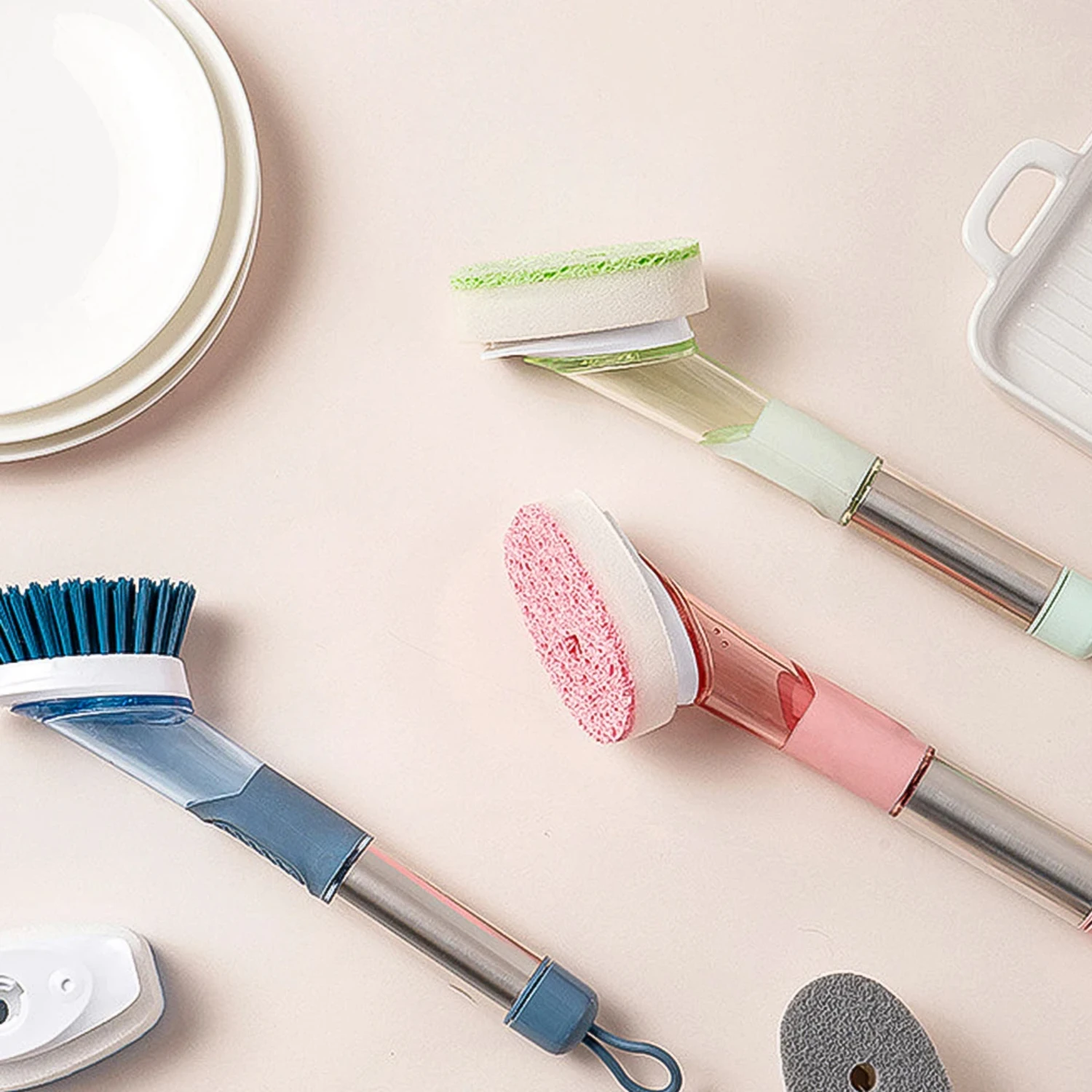 Set di spazzole per piatti per erogazione di sapone con 4 testine di ricambio Spazzola per piatti da cucina con base con dispenser di sapone