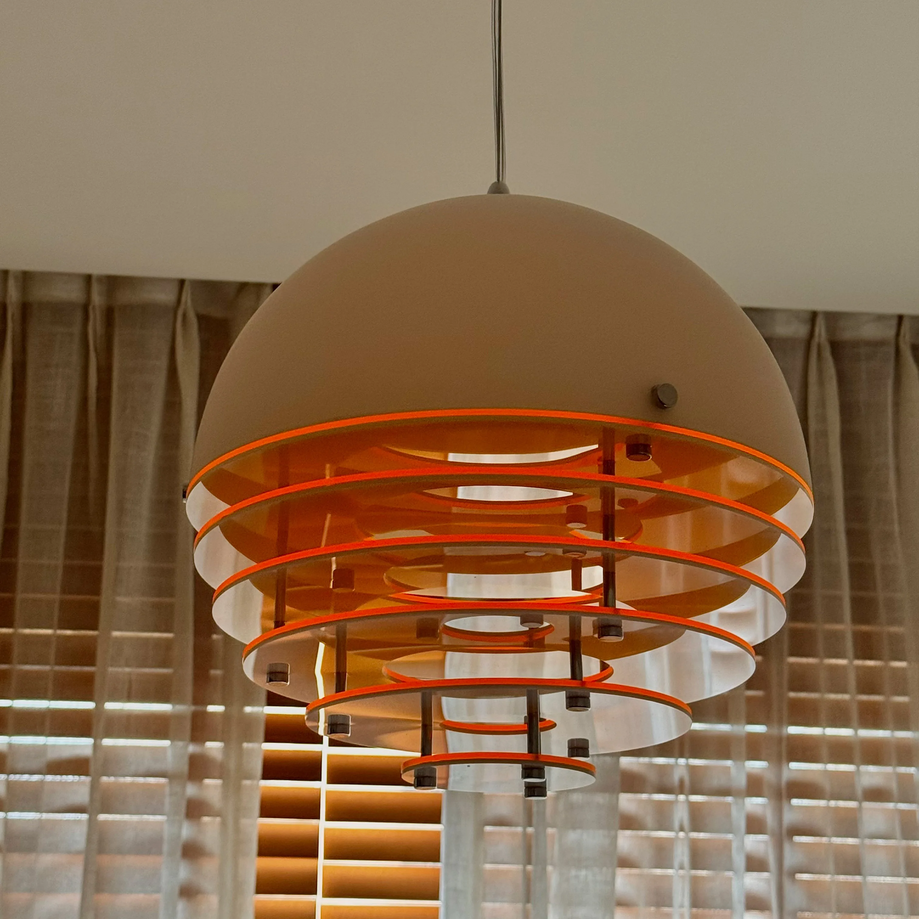Sunset Glow Vintage Cream-style Restaurant Chandelier