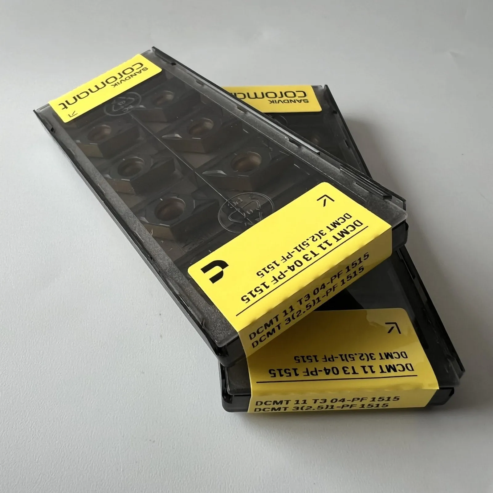 SANDVIK / DCMT11T304-PF 1515 / شفرة سبائك الصلب السويدية الأصلية 10 قطع