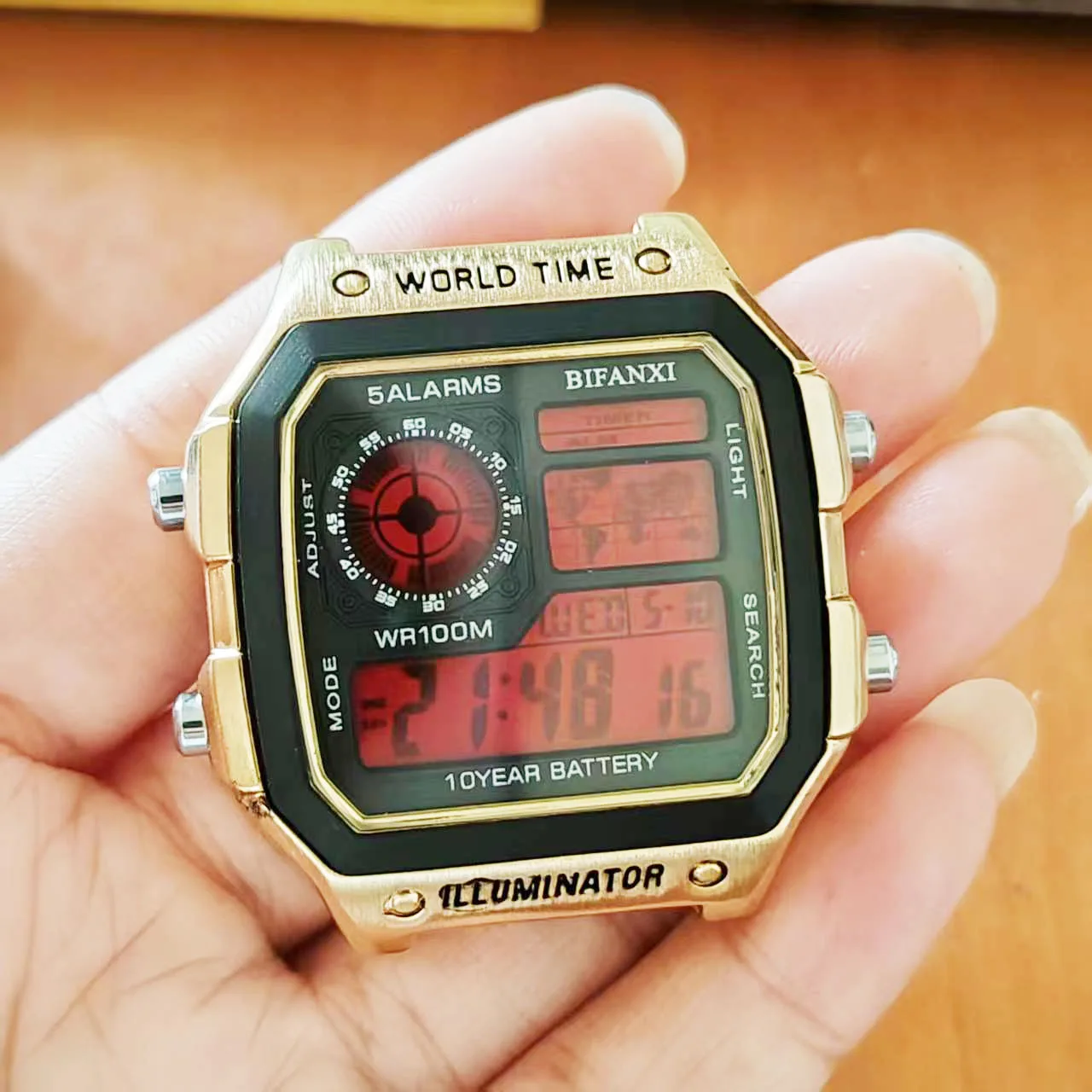 2025    new Classic retro sports electronic watch with square fashionable alloy case