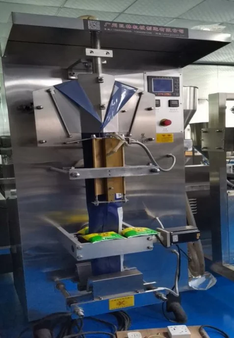 HP-1000 automatic water pouch packing machine milk sachet bag packing machine liquid filling sealing packing machine