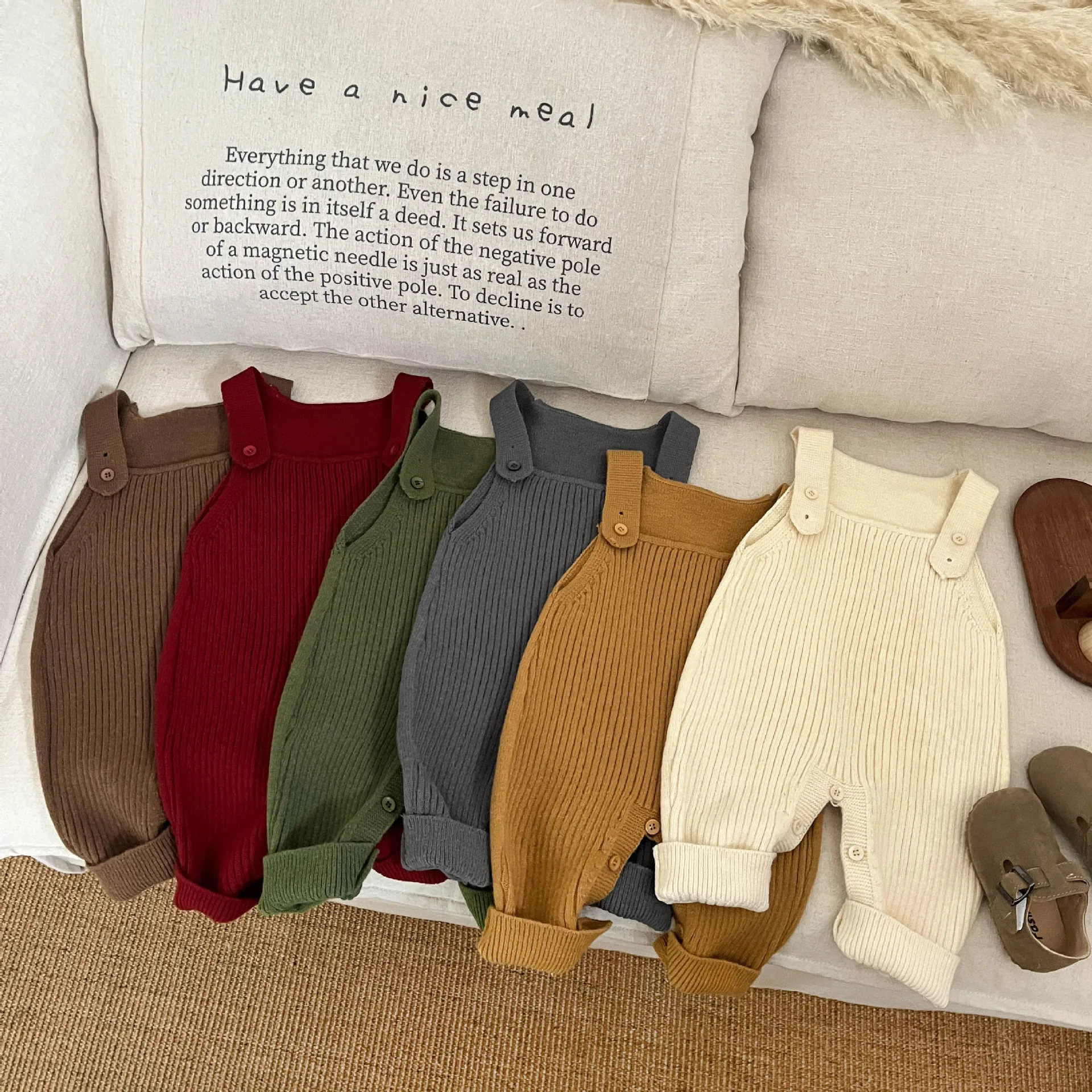 

Knit Baby Jumpsuit Kids Overalls Spring Autumn Knitted Versatile Overalls for Boys Girls Woolen Pants Infants Crawling Clothes