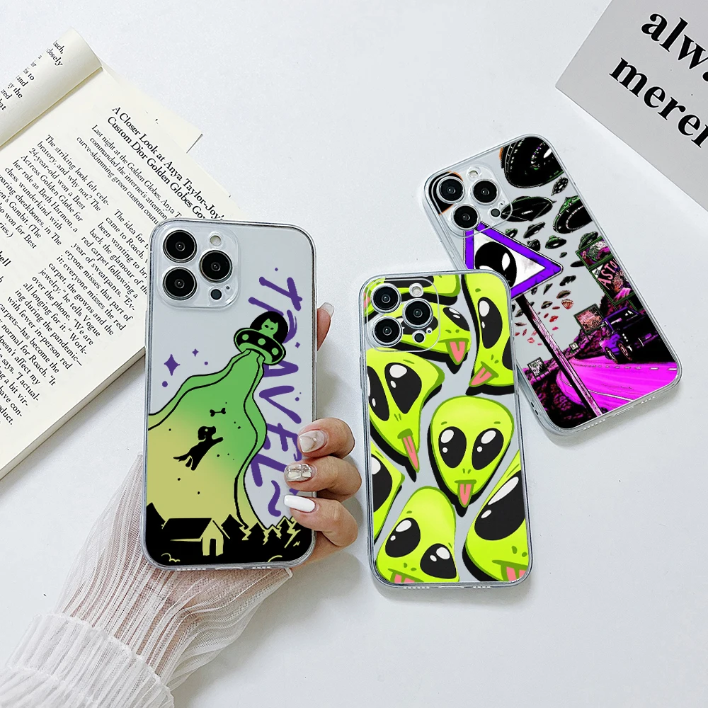 Funny Aesthetics Cartoon Alien Space Phone Case For iPhone 15 14 13 12 11 Mini Pro Max X XR 7 8 Plus Transparent Cover