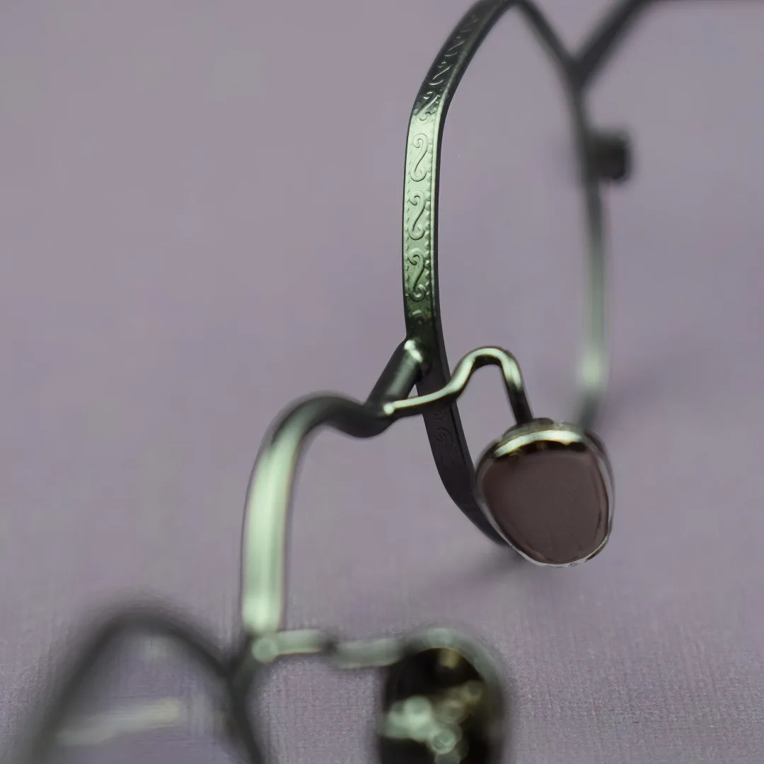 التيتانيوم Aolly إطارات النظارات الموضة خفيفة للغاية البصرية الضوء الأزرق وصفة طبية نظارات قصر النظر مد البصر للرجال والنساء