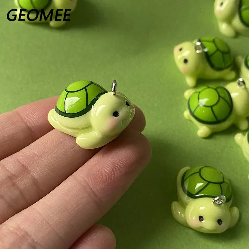 Breloques en résine petite tortue 3D Kawaii, pendentif Animal de dessin animé pour boucle d'oreille, porte-clés, décoration de bricolage, fabrication de bijoux, 10 pièces Breloques en résine petite tortue 3D Kawaii, pendentif Animal de dessin animé pour boucle d'oreille, porte-clés, décoration de bricolage, fabrication de bijoux, 10 pièces