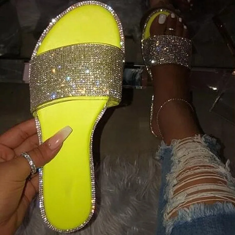 Platte Schoenen Vrouwelijke Glitter Slides Lage Dames Slippers Slippers Vrouwen Jelly 2024 Rubber Kristal PU Stof Glitter Slides Schoenen Wom