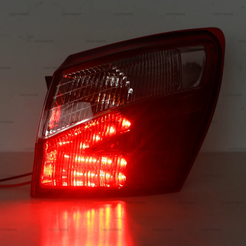 Tail Light Outer Side Rear Brake Light Turn Signal Fog Lamp For Nissan Qashqai 2010 2011 2012 2013 2014 EU Version Accessories