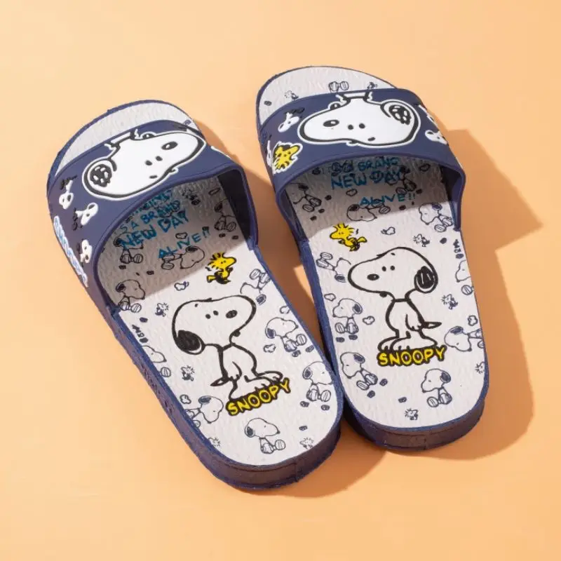 

Summer Cartoon Snoopy INS Style Slippers Cute Indoor Non-Slip Home Bathroom Soft Sole Sandals Boys Girls Outdoor Sandals Gifts