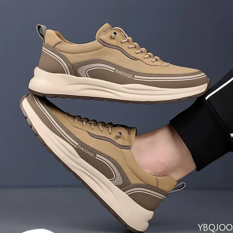 夏の新作メッシュ通気性メンズシューズ、中空デザインのカジュアルで快適なメンズフラットシューズ、ファッショナブルで多用途なスポーツシューズ