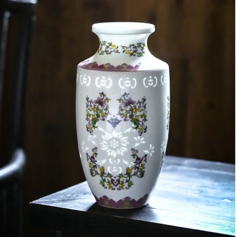 Jingdezhen-Ceramic Flower Vase, Glazed Painting, Shoutao Bottle, Hollow Carving Craft Ornaments, Study Table, Home Decoration