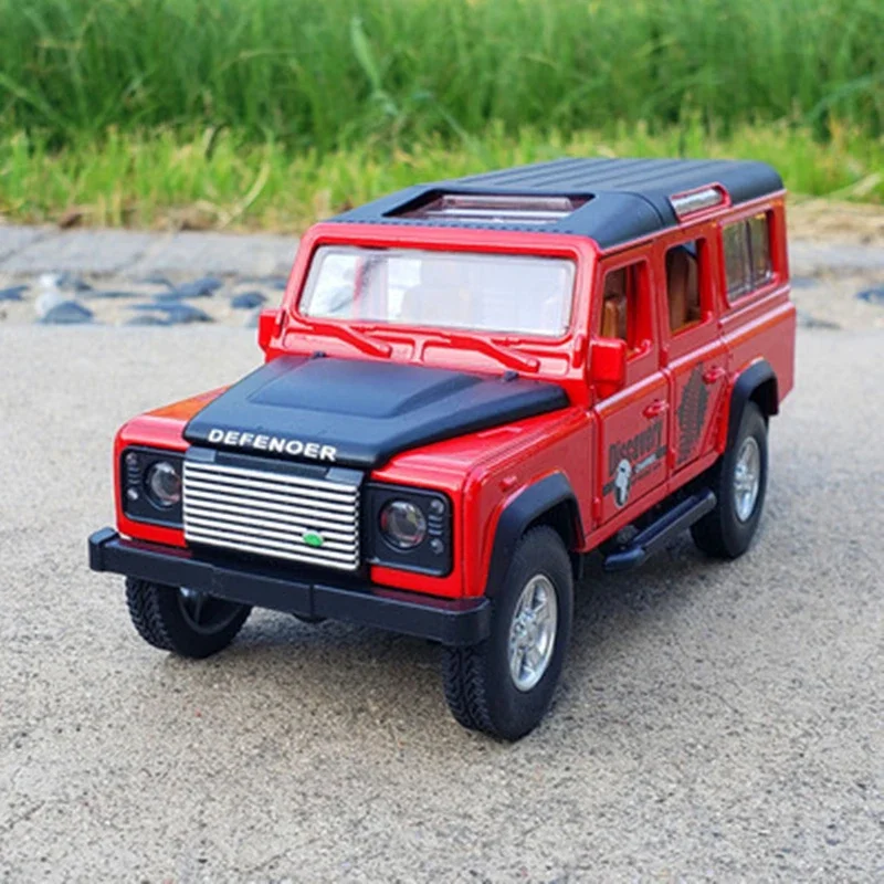 1:32 Land Rover Defender Alloy Car Model Diecasts Toy Metal Simulation Off-road Vehicles Model Childrens Gift A271