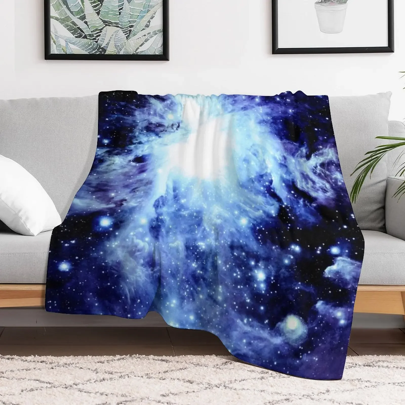 Galaxy Blue Indigo Orion Nebula Throw Blanket Long Lasting Soft Plush Blanket for Daily Use