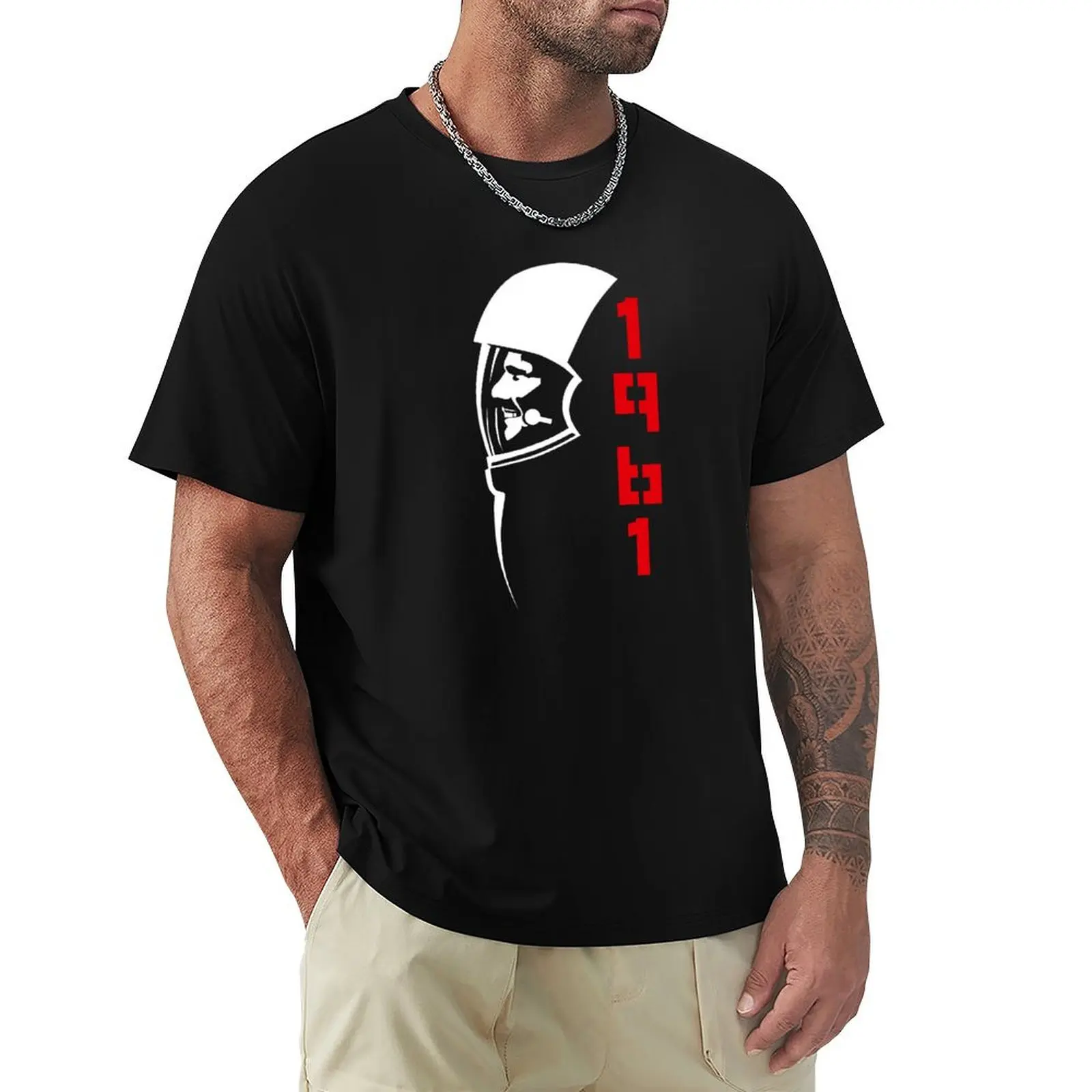 

Yuri Gagarin T-Shirt graphic tee shirt customizeds summer shirt plus sizes plain white t shirts men