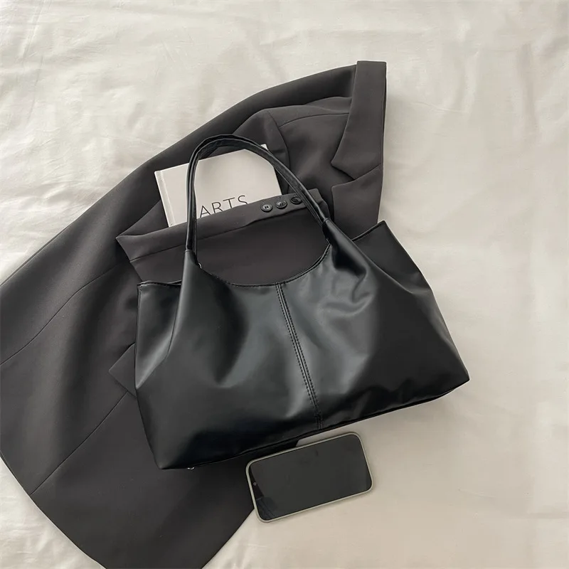 Weiche Leder-Tragetasche mit gerafftem Plissee-Design, Große Schultertasche für Arbeit, Täglichen Pendelverkehr und Freizeit für Frauen – Detail 6