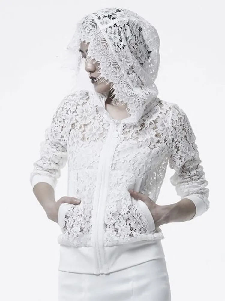 

Hollow out Long Sve Lace Top Cardigan Jaet Fairy Sle Thin Coat with Hat Svel Breathable Slim Fit Summer Wear