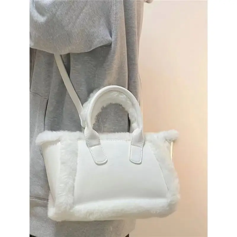 JIAERDI Plush White Y2k Hand Bag Women New Harajuku Aesthetic Fur Casual Crossbody Tote Bag Ladies Vintage Messenger Bag 2023