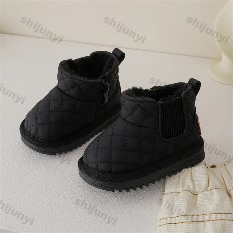 Kinder Winter plus Plüsch warme Schneeschuhe Jungen Mädchen Mode Baumwoll stiefel Kleinkinds chuhe Kinder weiche Sohle lässige Baumwoll schuhe