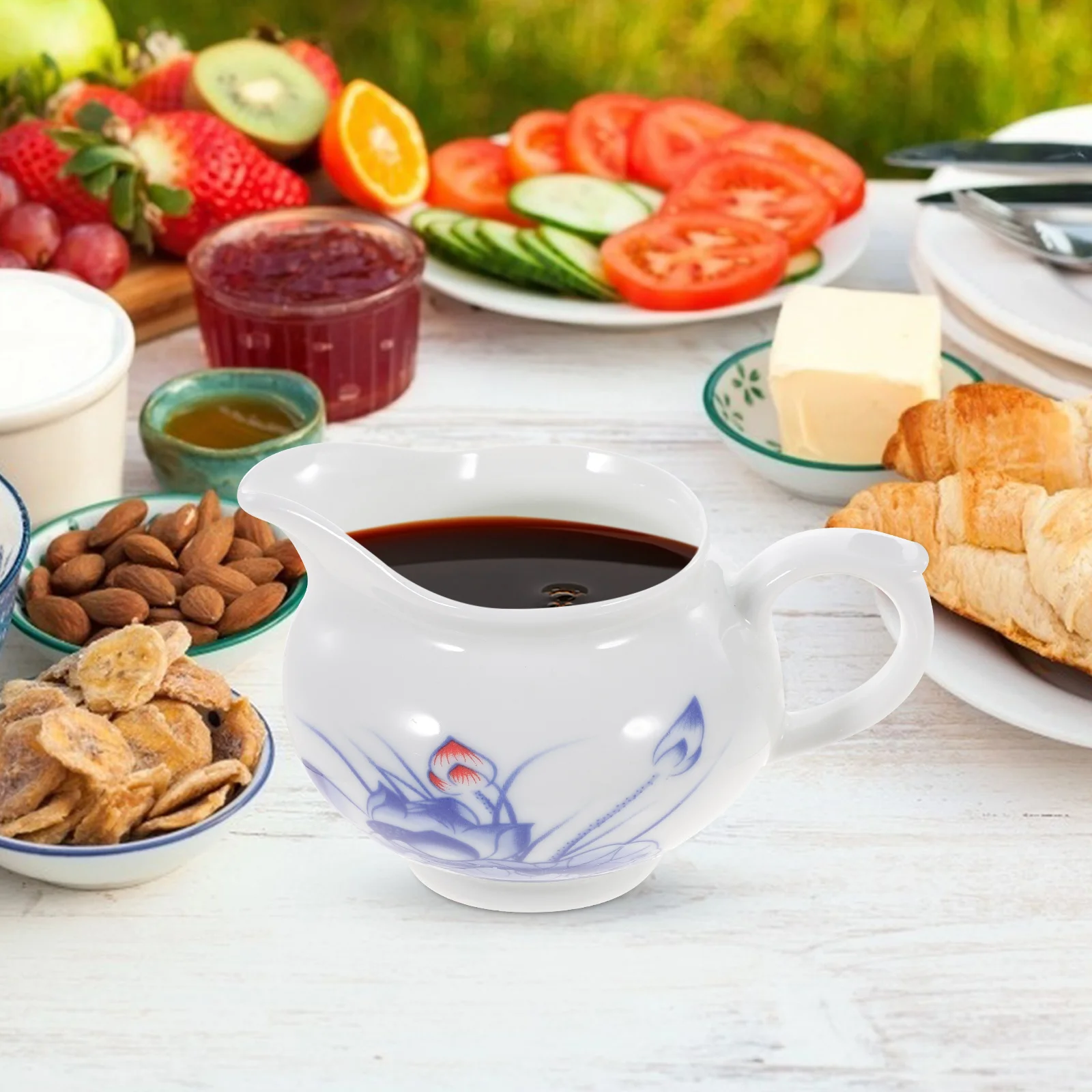 Ceramic Gravy Boat Handle Comfortable Grip Suitable Capacity Aesthetic Design Serve Sauces Cream Milk Sauce Container