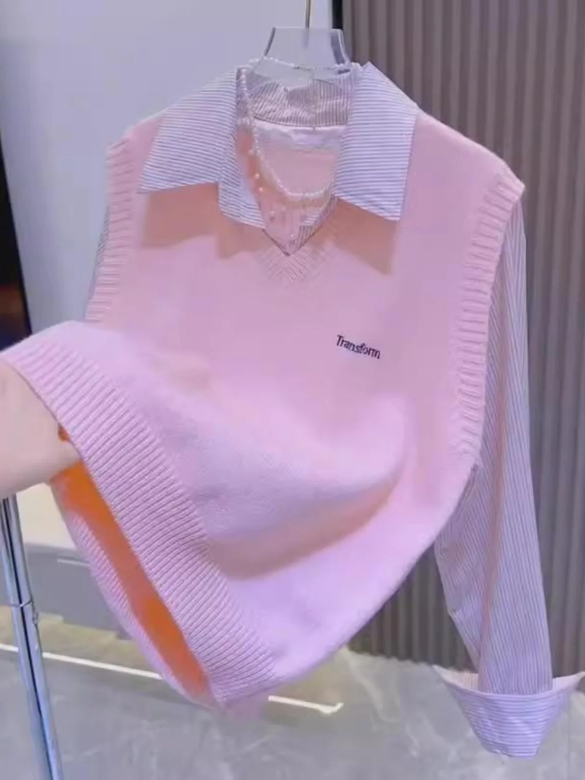 

Casual Knitted irt Jaet Splice Sle Korean College Faion Women's Sweater Vest Spring Autumn New Model Versatile Leisur...