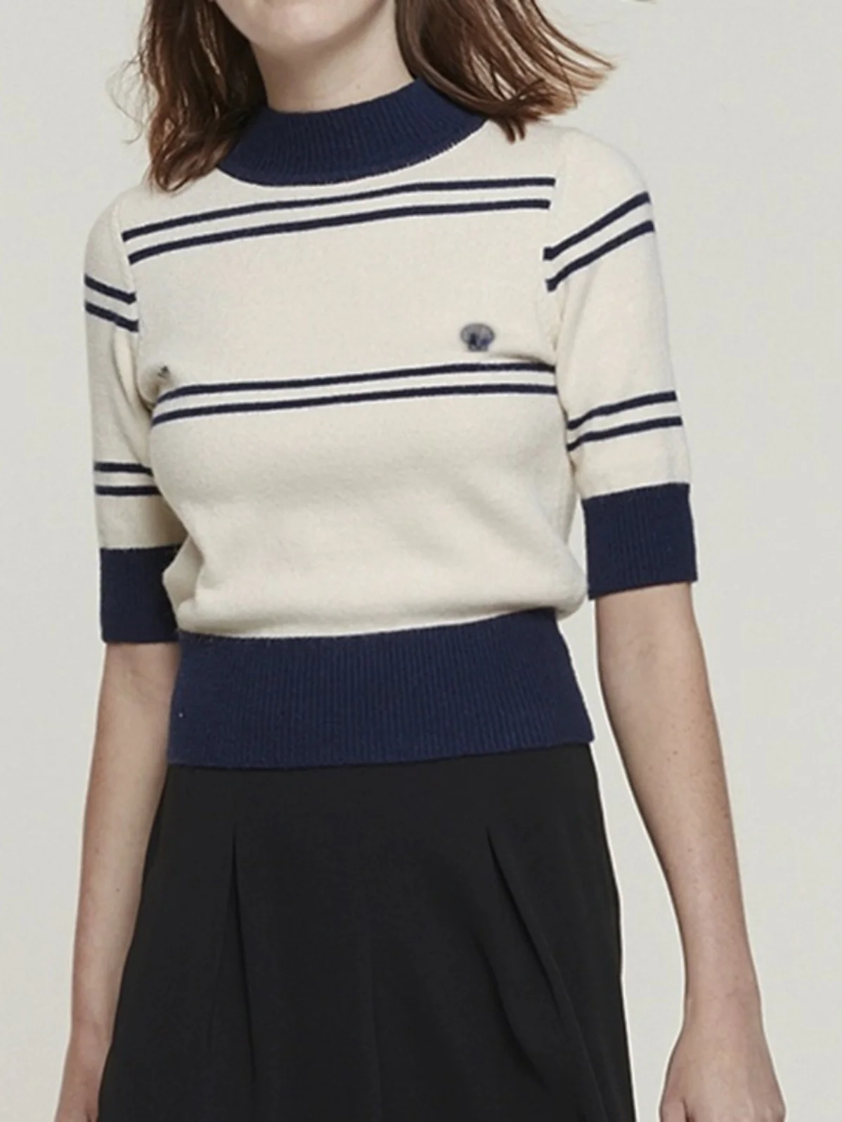 

Женский вязаный топ со средним рукавом в полоску с вышивкой, модный круглый пуловер Ne, весна 2024, обычная длина