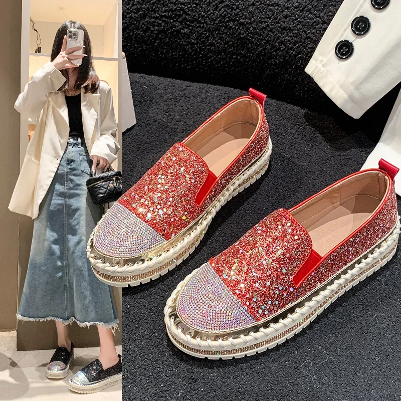 

Весна 2024, новый стиль, повседневные корейские универсальные туфли без шнуровки на толстой подошве со стразами на плоской подошве, удобные лоферы для отдыха большого размера