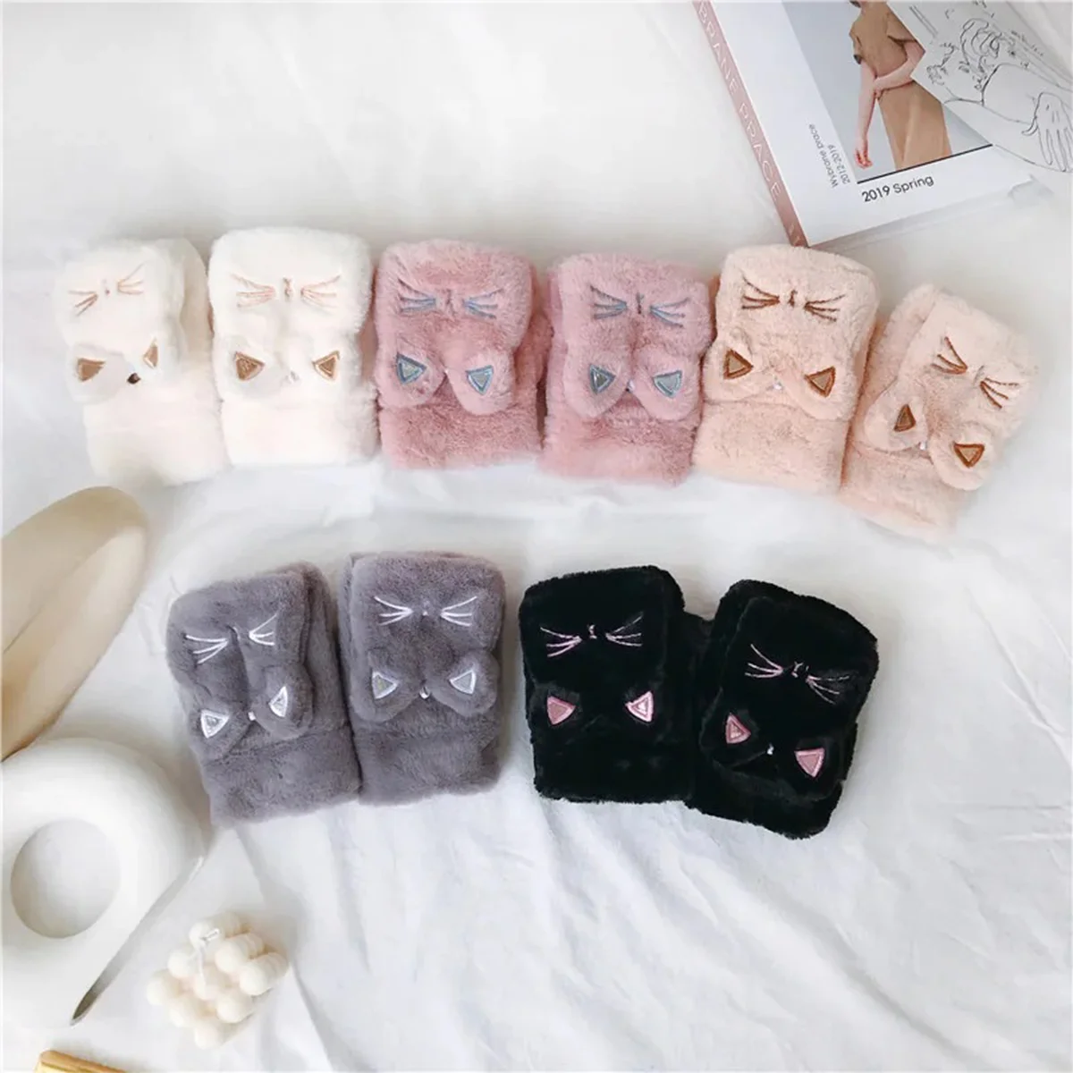 Cute Cat Plush Gloves for Women Korean Style Winter Fingerless Flip-up Style Outdoor Cycling Thickened Windproof warm accessory