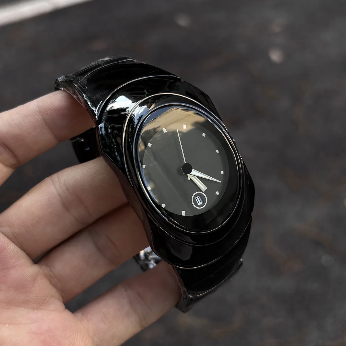 Special Blade Y2k Dial Quartz Watch Mens Personalize Creative Alien Shape Steel Fashion Oval Dial Unique Steel Men Watch Clock