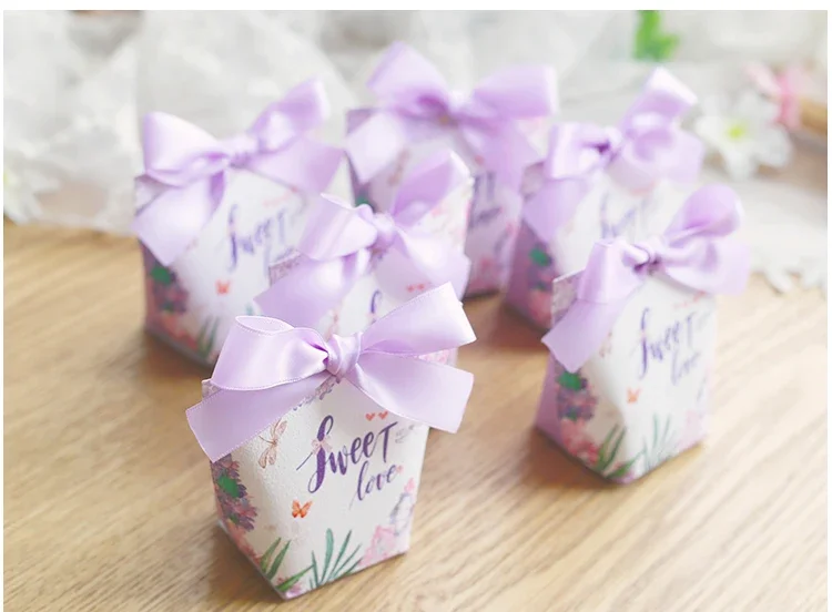 50pcs New lavender purple flower Sweet Love Ferrero Candy Boxes Wedding Favors  Party Gift Box paper package Candy Bag