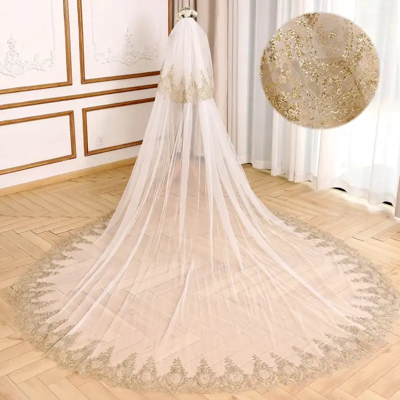 velo-da-sposa-avorio-a-2-livelli-con-applicazioni-in-pizzo-dorato-veli-da-sposa-cattedrale-scintillanti-velos-de-novia