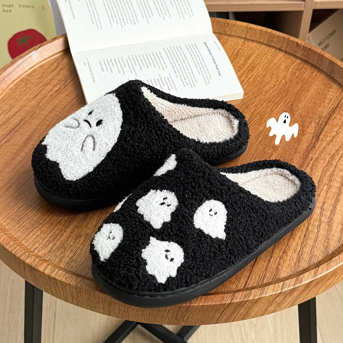 Hiver belle Halloween fantôme imprimer femmes pantoufles en peluche antidérapant chaud fourrure hommes maison coton chaussures