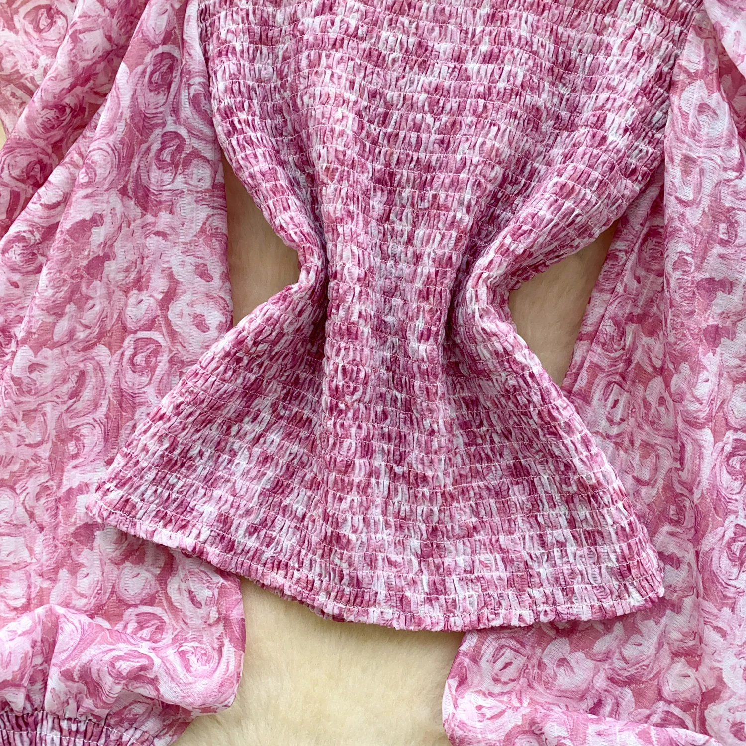 シックな長袖プリントエレガントなファッションセクシーなオフィスレディシャツ女性ブラウス秋の女性の服