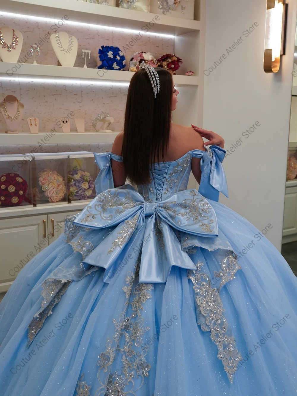 Himmelblaues schulterfreies Quinceanera-Kleid mit Applikationen, Ballkleid, Rüschen, Perlen, mexikanisches 2025, Geburtstags-Luxuskleid, individuell gestaltet