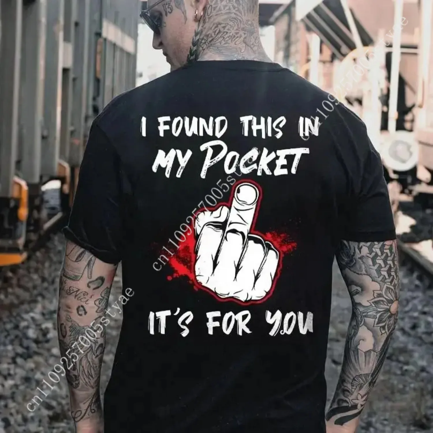 I FOUND THIS IN MY POCKET IT’S FOR YOU Middle Finger Print Men’s T-Shirt