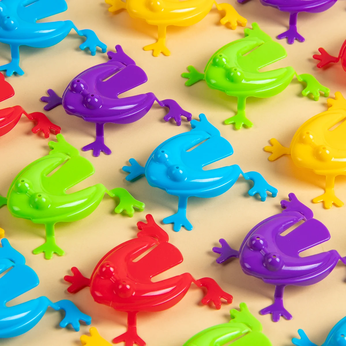 20/40Pcs Colorful Jumping Frog Bounce Fidget Toys Kid Novelty Stress Reliever Toy Kid Birthday Party Gift Christmas Party Favors