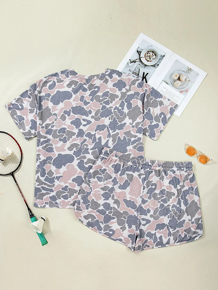 GIBSIE Plus Size Camo Print O-Neck Short Sleeve T-Shirt and Drawstring Shorts Two Piece Set Women Summer Sports Casual Outfit - view 5