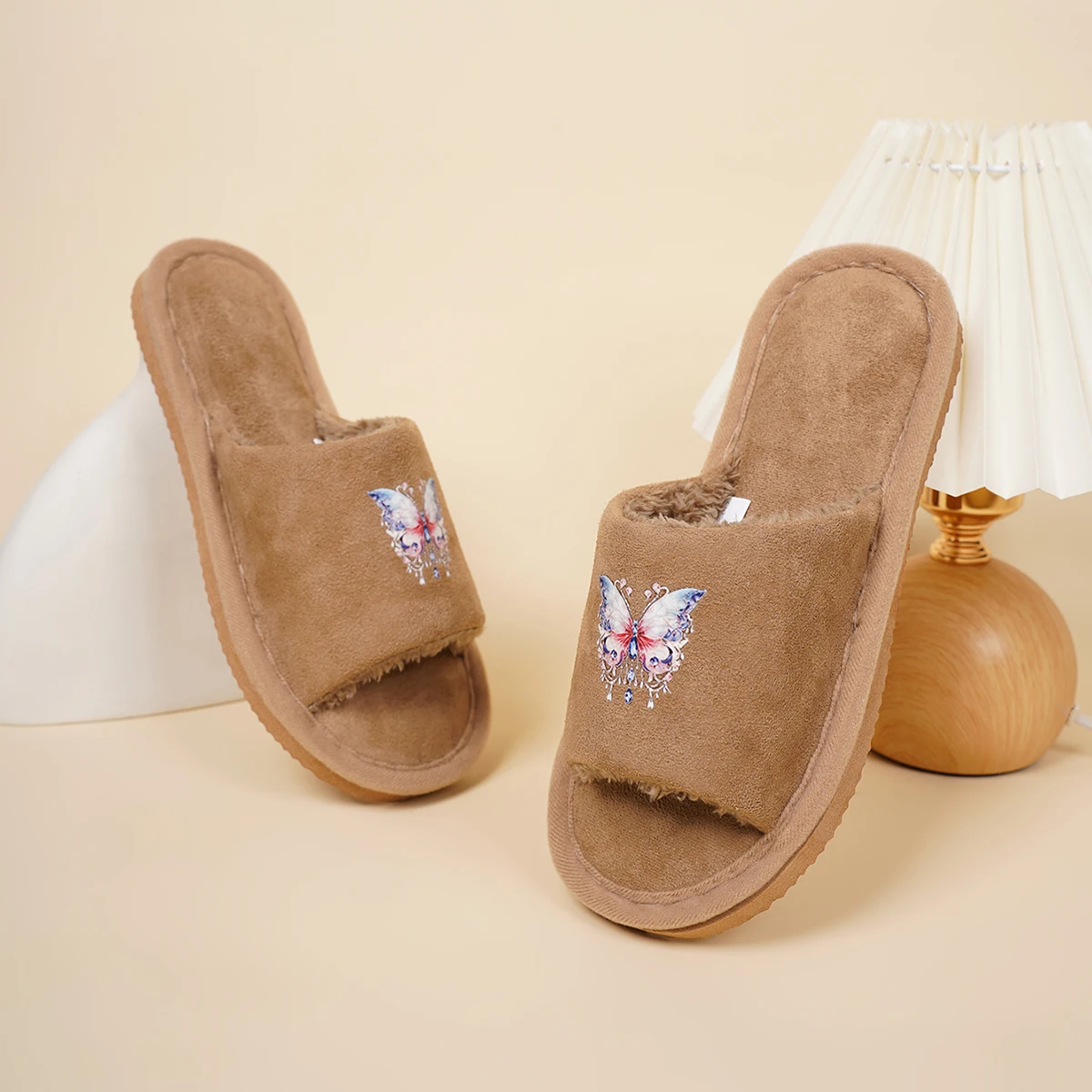 المرأة الربيع والصيف والخريف والشتاء أربعة مواسم النعال المفتوحة داخلي نوم النعال الذاكرة الإسفنج لينة فروي النعال ميلارد نمط البني الكرتون #3