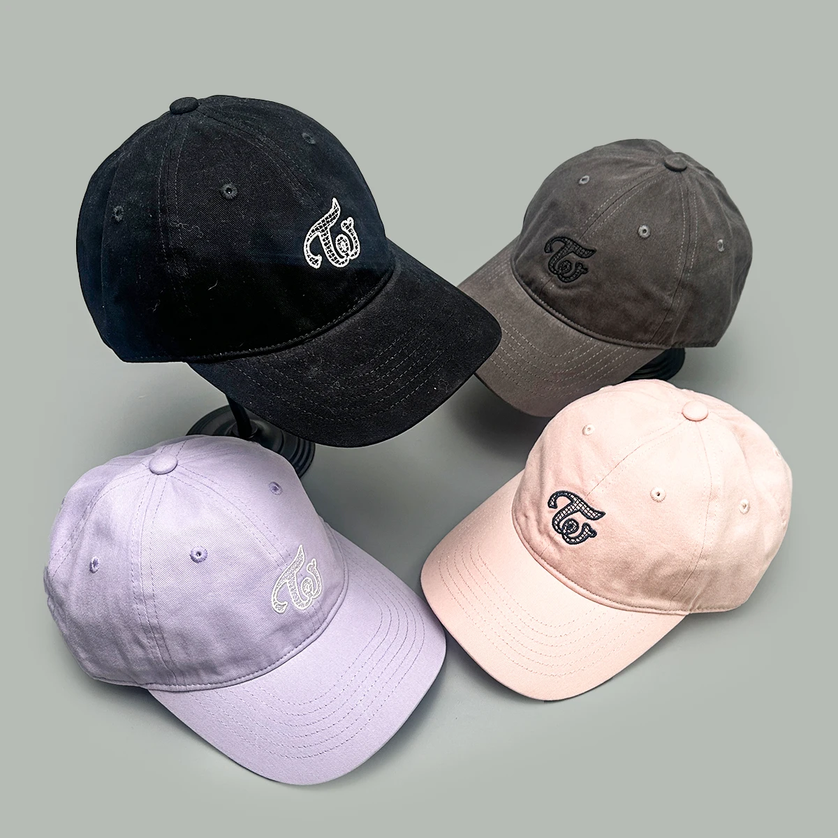 

Korean Soft Top Embroidered W Letter Baseball Hats New Men Women Sunshade Simple Versatile Couple Casual Fashion ins Peaked Caps